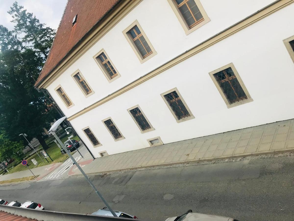 Dum Bublina Apartment Veseli nad Moravou Bagian luar foto